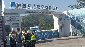 深圳坪山區(qū)人民醫(yī)院遷址重建，旭東建筑、施工、市政圍擋廠家值得信賴！